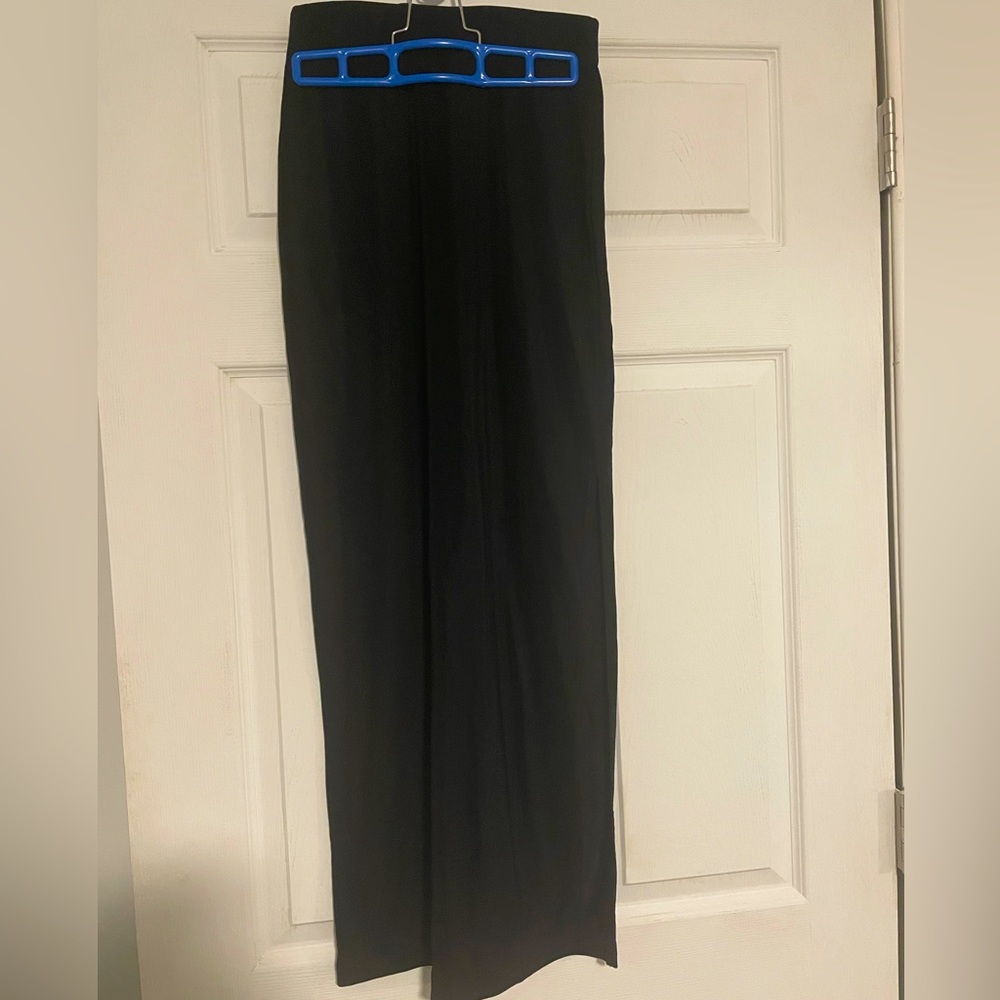 Forever 21 maxi black skirt size small